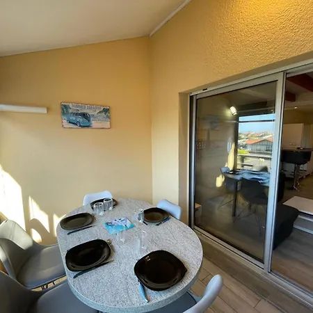 Duplex T2 Avec Piscine A Proche Capbreton