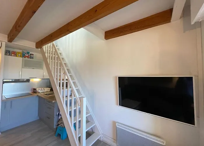 Duplex T2 Avec Piscine A Proche - Fr-1-413-250